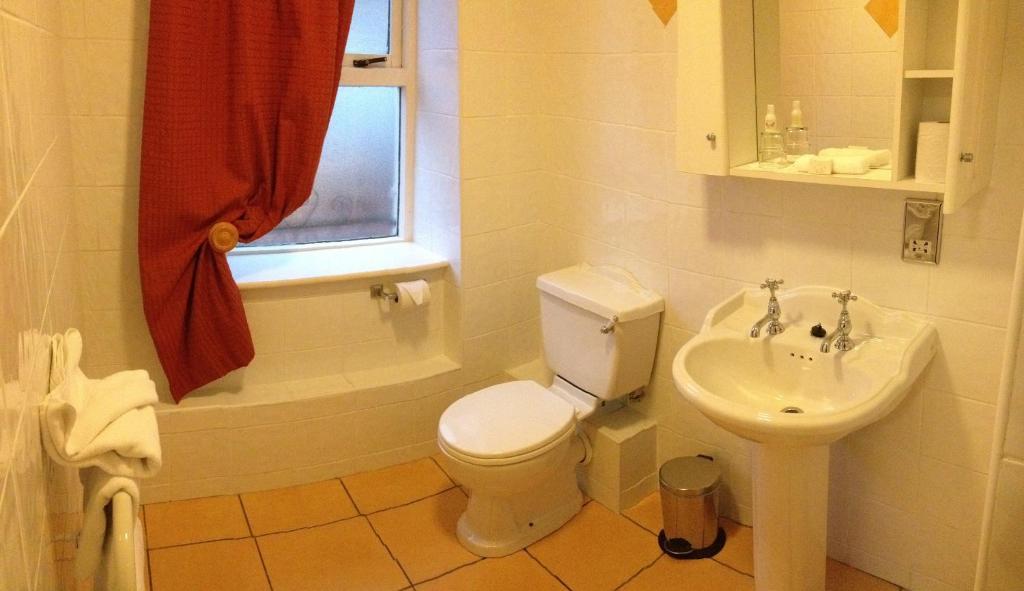 Virginia'S Guesthouse Kenmare Δωμάτιο φωτογραφία